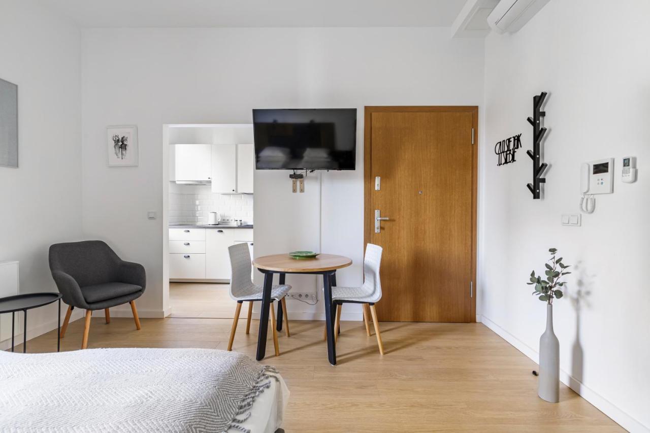 Homewell Apartments Zelazko Poznań Eksteriør bilde